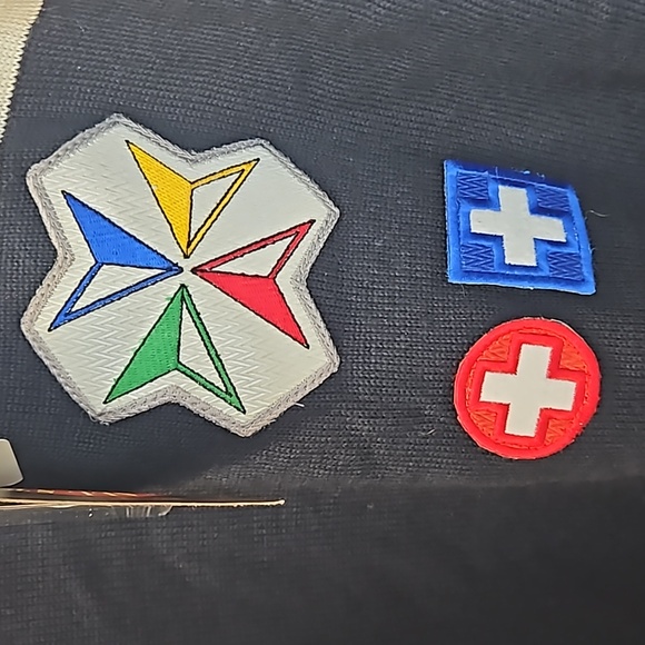 Bare Fox Vintage NWT Olympics Sweater - Picture 5 of 11